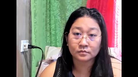 Snapshot of sweetpilipina88 chatting on 06/05/26, 12:50 MIA online show from 06/05/26, 12:50