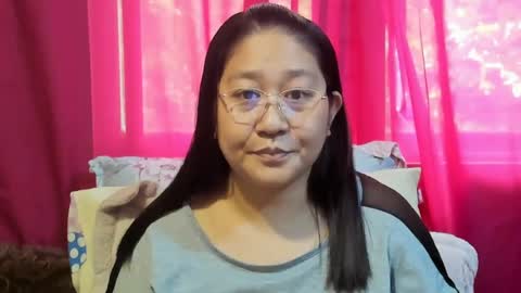 Snapshot of sweetpilipina88 chatting on 07/12/26, 01:29 MIA online show from 07/12/26, 01:29