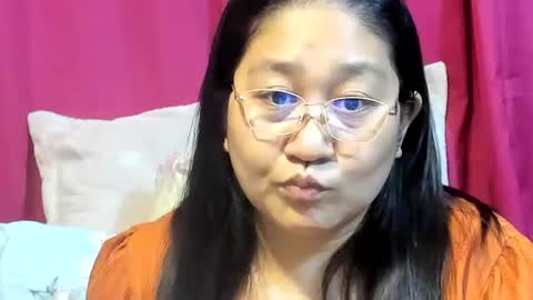 Snapshot of sweetpilipina88 chatting on 07/26/26, 10:11 MIA online show from 07/26/26, 10:11