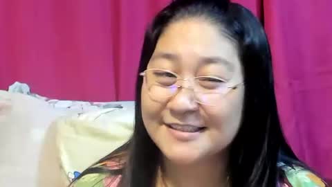 Snapshot of sweetpilipina88 chatting on 07/30/26, 10:36 MIA online show from 07/30/26, 10:36