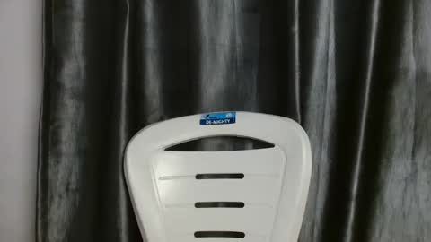 slim ivy online show from 11/02/25, 05:48