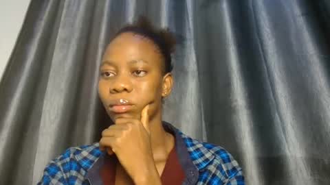 slim ivy online show from 12/18/25, 03:34