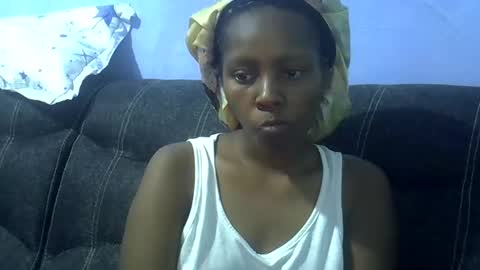 Snapshot of sweetqueen20 chatting on 05/06/26, 01:25 queen online show from 05/06/26, 01:25