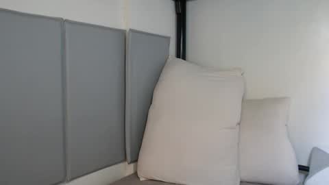 Snapshot of sweetraffy18 chatting on 03/22/26, 12:36 Raffy online show from 03/22/26, 12:36