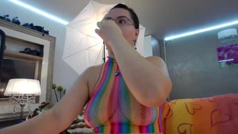 SweetRaisa online show from 10/14/25, 01:50