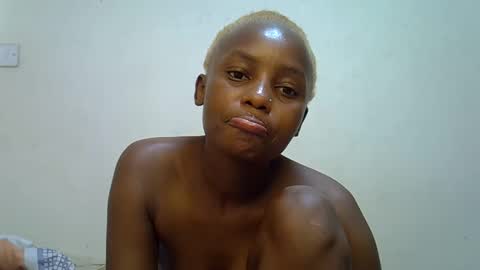 Snapshot of sweetrall chatting on 02/16/26, 11:39 Lilly online show from 02/16/26, 11:39