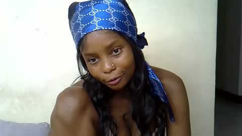 Snapshot of sweetrall chatting on 02/25/26, 10:19 Lilly online show from 02/25/26, 10:19