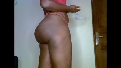 Snapshot of sweetrenne chatting on 01/22/25, 06:20 sweetrenne online show from 01/22/25, 06:20