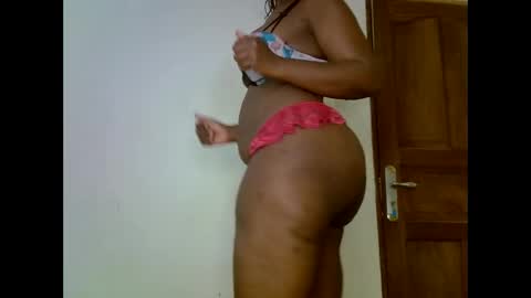 Snapshot of sweetrenne chatting on 02/06/25, 05:35 sweetrenne online show from 02/06/25, 05:35