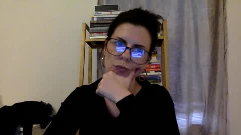 Snapshot of sweetriddance chatting on 11/24/25, 06:18 sweetriddance online show from 11/24/25, 06:18