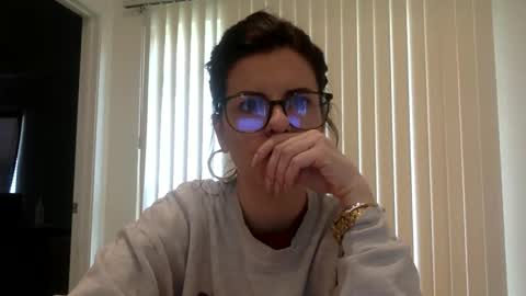 Snapshot of sweetriddance chatting on 12/14/25, 04:45 sweetriddance online show from 12/14/25, 04:45