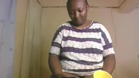 Snapshot of sweetrose2049 chatting on 03/13/26, 10:33 Rose Watetu online show from 03/13/26, 10:33