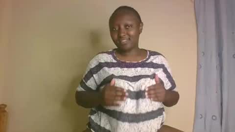 Snapshot of sweetrose2049 chatting on 03/27/26, 08:59 Rose Watetu online show from 03/27/26, 08:59