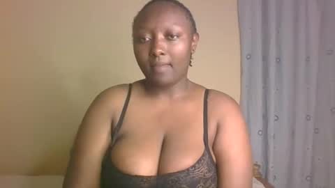 Snapshot of sweetrose2049 chatting on 03/29/26, 12:49 Rose Watetu online show from 03/29/26, 12:49