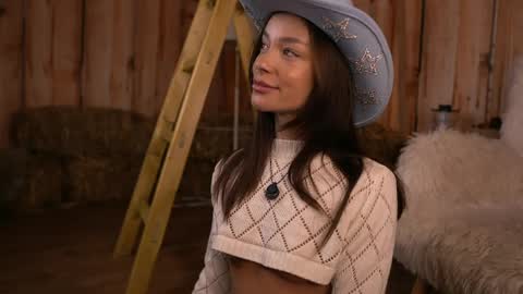 Snapshot of sweetrossie chatting on 04/09/26, 10:42 Rose online show from 04/09/26, 10:42