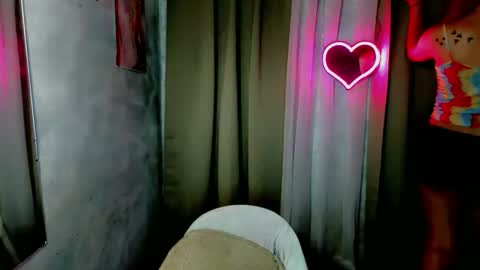 sweetsassyvv online show from 10/23/25, 02:33