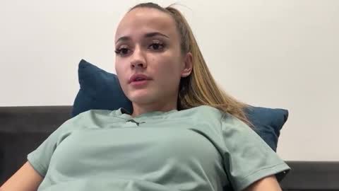 sweetsatalana online show from 04/04/26, 03:20