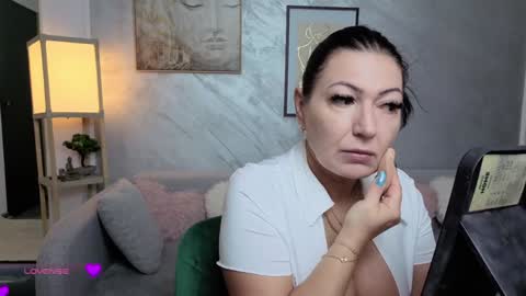 Snapshot of sweetsexangel chatting on 10/12/25, 10:14 Goddess Allysse online show from 10/12/25, 10:14