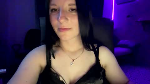 Snapshot of sweetshy99 chatting on 04/29/26, 06:58 Sweet Shy online show from 04/29/26, 06:58