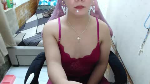 Sofia online show from 12/19/25, 05:25