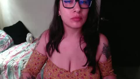 Snapshot of sweetsophie7 chatting on 07/09/26, 09:30 Sophie online show from 07/09/26, 09:30