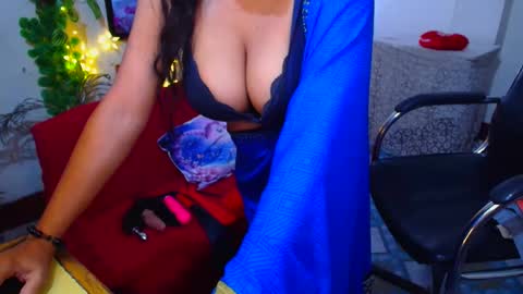 SweetSour online show from 11/30/25, 02:26