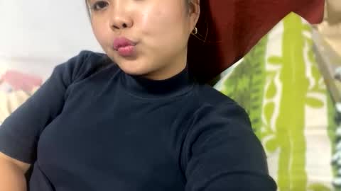 Snapshot of sweetspicyy chatting on 03/25/26, 10:32 sweetspicyy online show from 03/25/26, 10:32