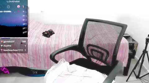 lili online show from 02/17/25, 05:36