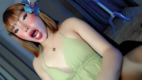 Snapshot of sweetsugarplum1 chatting on 05/23/26, 12:49 FATIMA online show from 05/23/26, 12:49