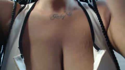 Snapshot of sweett_candy1 chatting on 04/28/26, 01:59 sweett_candy1 online show from 04/28/26, 01:59