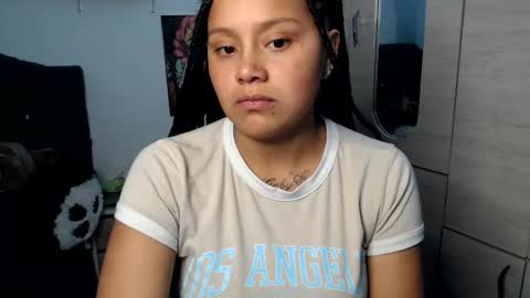Snapshot of sweett_candy1 chatting on 06/10/26, 02:23 sweett_candy1 online show from 06/10/26, 02:23