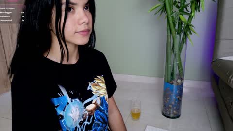 Snapshot of sweett_petite chatting on 01/26/25, 11:08    online show from 01/26/25, 11:08