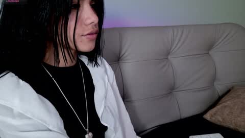 Snapshot of sweett_petite chatting on 02/07/25, 08:20    online show from 02/07/25, 08:20