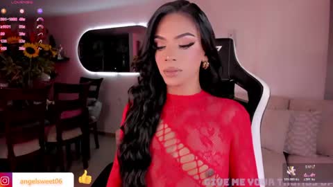 Snapshot of sweett_shinexx chatting on 04/12/26, 04:06 angel online show from 04/12/26, 04:06