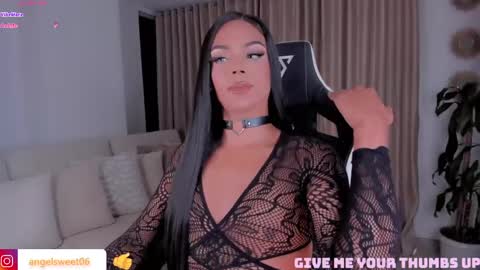 Snapshot of sweett_shinexx chatting on 04/16/26, 02:34 angel online show from 04/16/26, 02:34