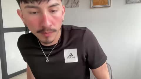 Snapshot of sweettaaron chatting on 02/10/26, 06:23 Andy online show from 02/10/26, 06:23