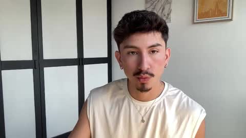 Snapshot of sweettaaron chatting on 02/17/26, 06:47 Andy online show from 02/17/26, 06:47