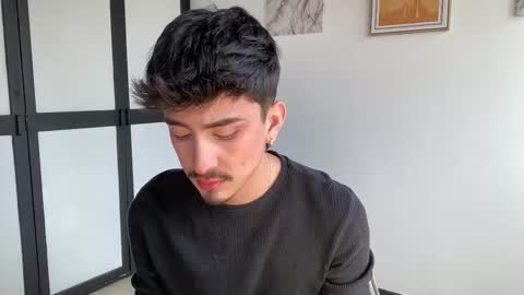 Snapshot of sweettaaron chatting on 02/25/26, 06:28 Andy online show from 02/25/26, 06:28