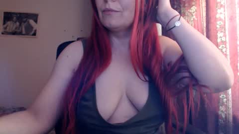 Snapshot of sweettanne chatting on 04/25/26, 10:29 SweettAnne online show from 04/25/26, 10:29