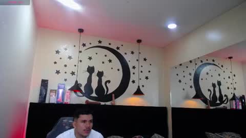 Snapshot of sweettguy_ chatting on 07/21/26, 06:21 Jei online show from 07/21/26, 06:21