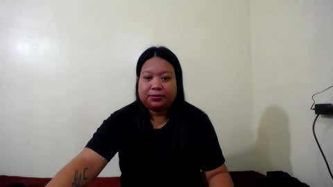 Snapshot of sweettightpussyhole chatting on 06/09/26, 12:44 mia and luna online show from 06/09/26, 12:44