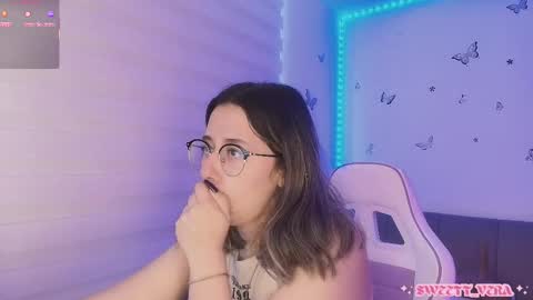 Snapshot of sweettvera_ chatting on 03/03/26, 12:44 Veronica Independent Model online show from 03/03/26, 12:44