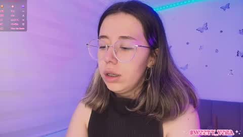 Snapshot of sweettvera_ chatting on 03/13/26, 01:18 Veronica Independent Model online show from 03/13/26, 01:18