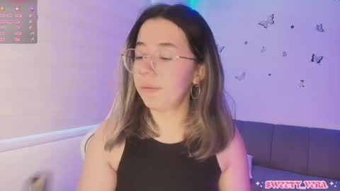 Snapshot of sweettvera_ chatting on 04/10/26, 12:32 Veronica Independent Model online show from 04/10/26, 12:32