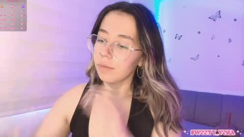 Snapshot of sweettvera_ chatting on 04/15/26, 04:36 Veronica Independent Model online show from 04/15/26, 04:36