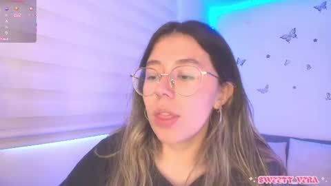 Snapshot of sweettvera_ chatting on 07/06/26, 10:01 Veronica Independent Model online show from 07/06/26, 10:01