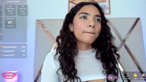 Snapshot of sweetty_girl_ chatting on 01/26/25, 03:14 Sweetty online show from 01/26/25, 03:14