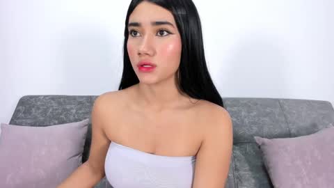 Snapshot of sweettyalondra chatting on 09/26/25, 09:02 ALONDRA online show from 09/26/25, 09:02