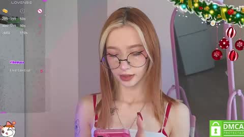 Snapshot of sweetuniporn chatting on 01/07/25, 08:24 Elis  a little vacation Ill be here Saturday my schedules in bio online show from 01/07/25, 08:24