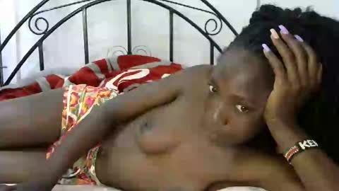 Snapshot of sweetvalariy chatting on 01/06/25, 12:02 sweetvalariy online show from 01/06/25, 12:02